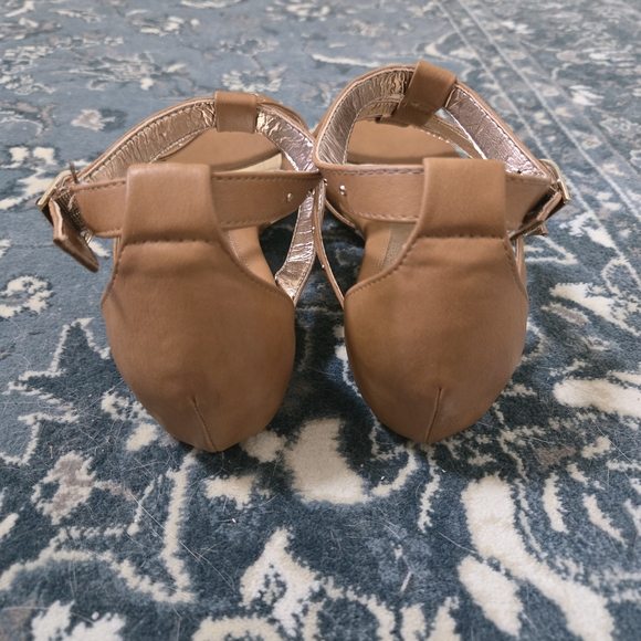 Elegant Tan Studded Sandals - Picture 3 of 7